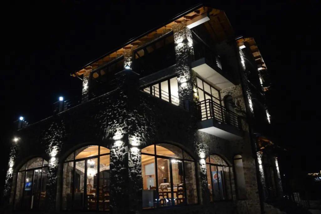 Bujtina Vrenezi Peshkopi Exterior foto