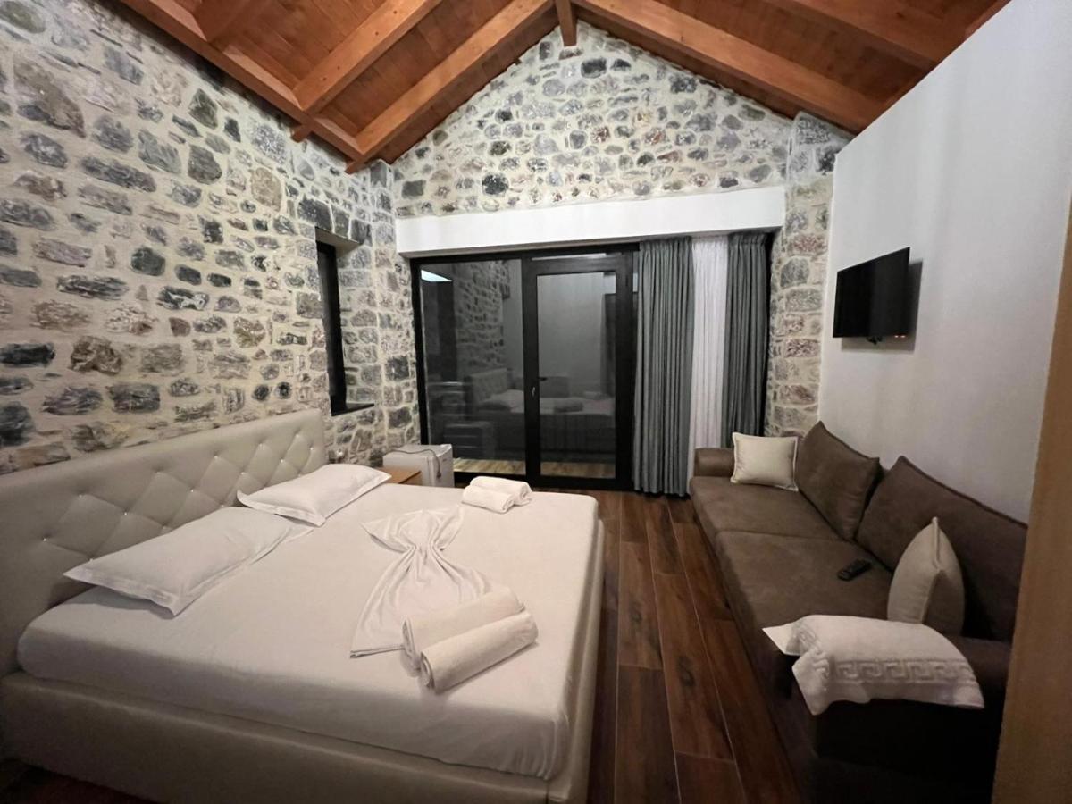 Bujtina Vrenezi Peshkopi Exterior foto