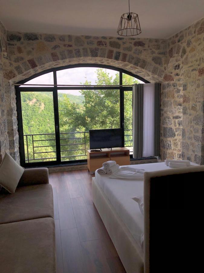 Bujtina Vrenezi Peshkopi Exterior foto
